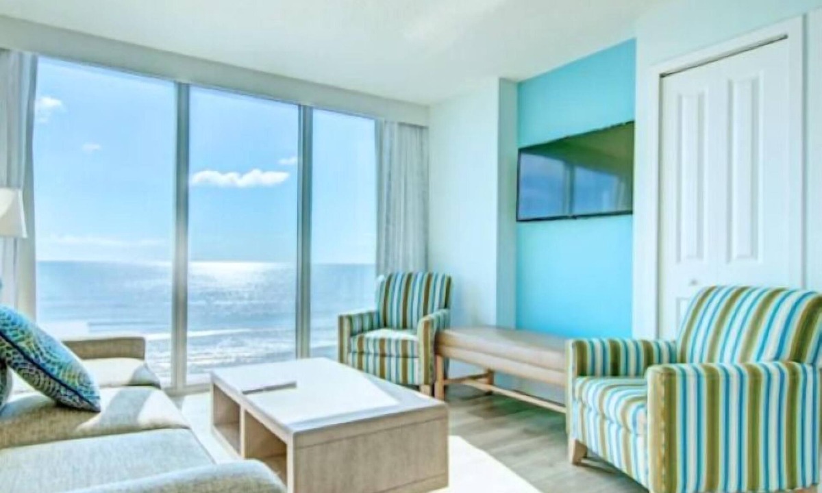Daytona Beach Hotel | Grand Seas by Exploria Resorts, MOD Collection by Sonesta