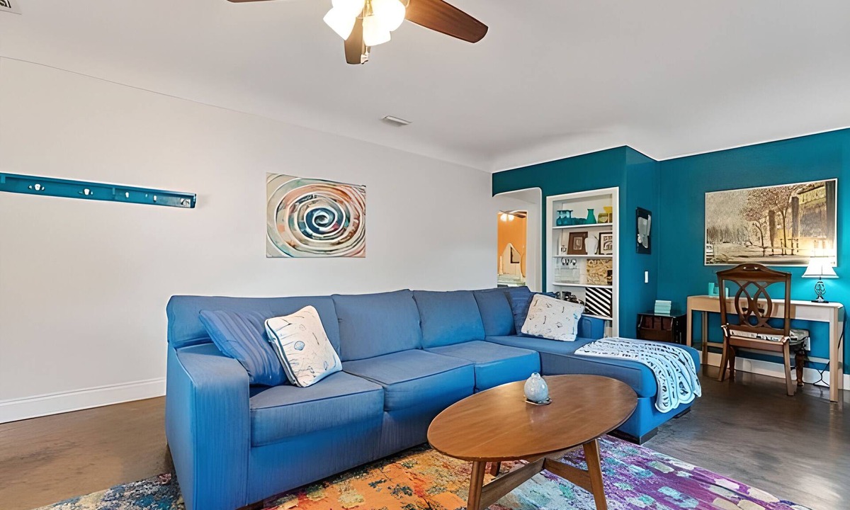 Gulfport House | Gulfport Getaway — Artsy Retreat 10 Min to Beach