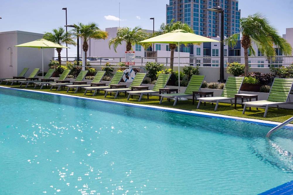 Channel District Hotel | Hampton Inn Tampa Downtown Channel District