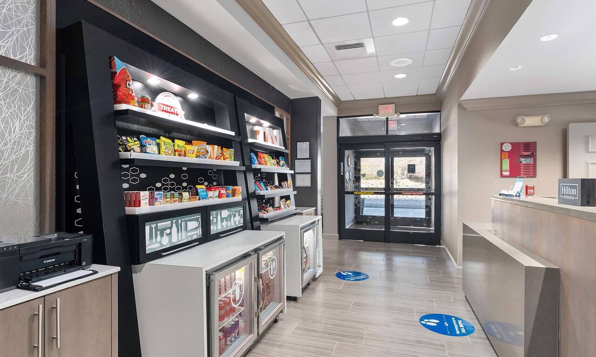 Springfield Hotel | Hampton Inn by Hilton Springfield