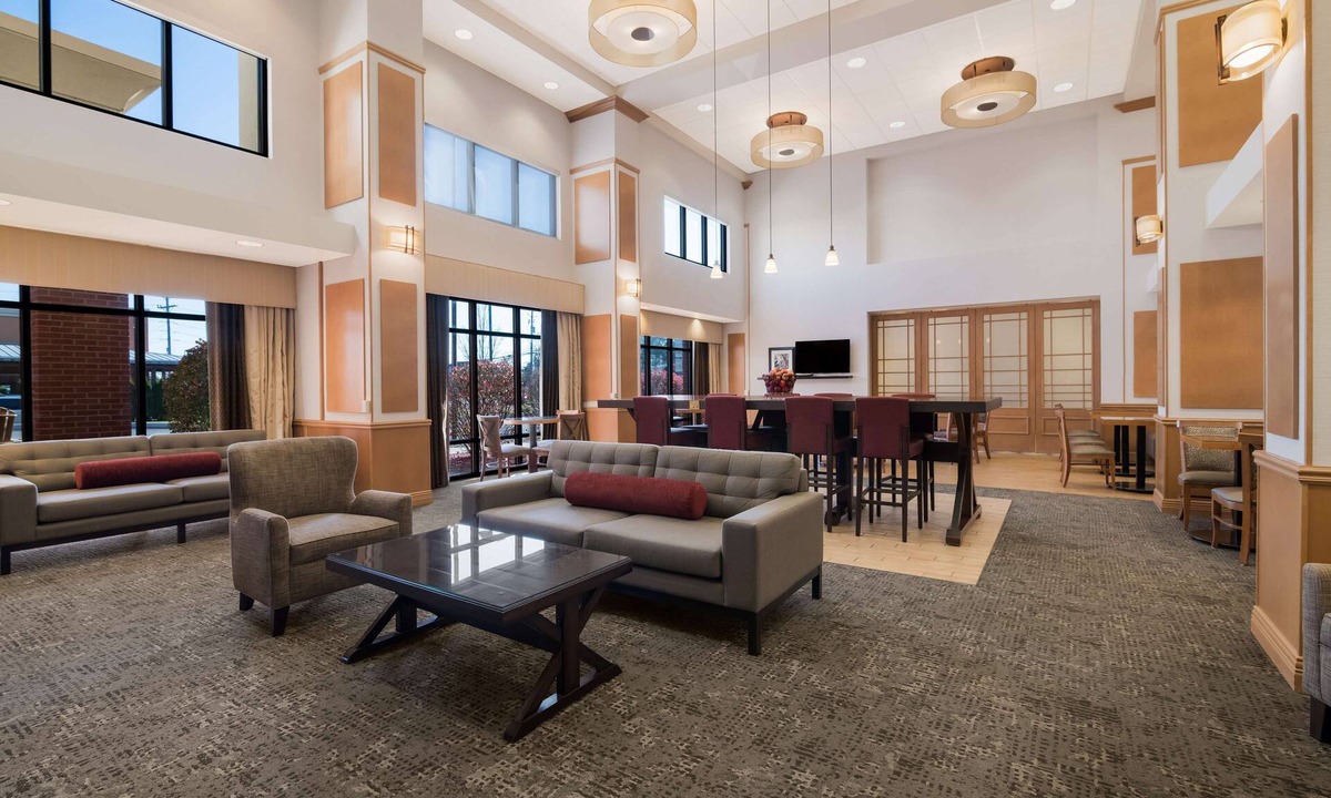 Plattsburgh Hotel | Hampton Inn & Suites Plattsburgh