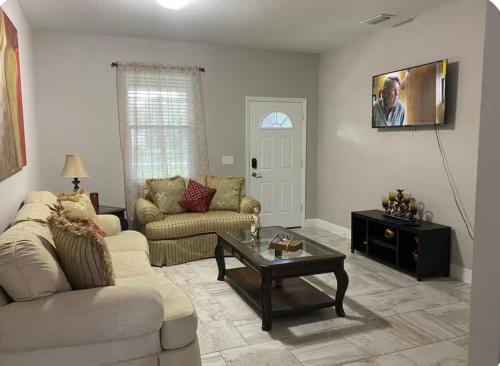 Citrus Park Apartment | Happy Place