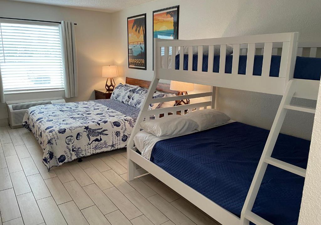 Trailer Estates Apartment | Heated Pool, Bunk Beds, King Bed, Huge TV, Marina, Tiki Bar