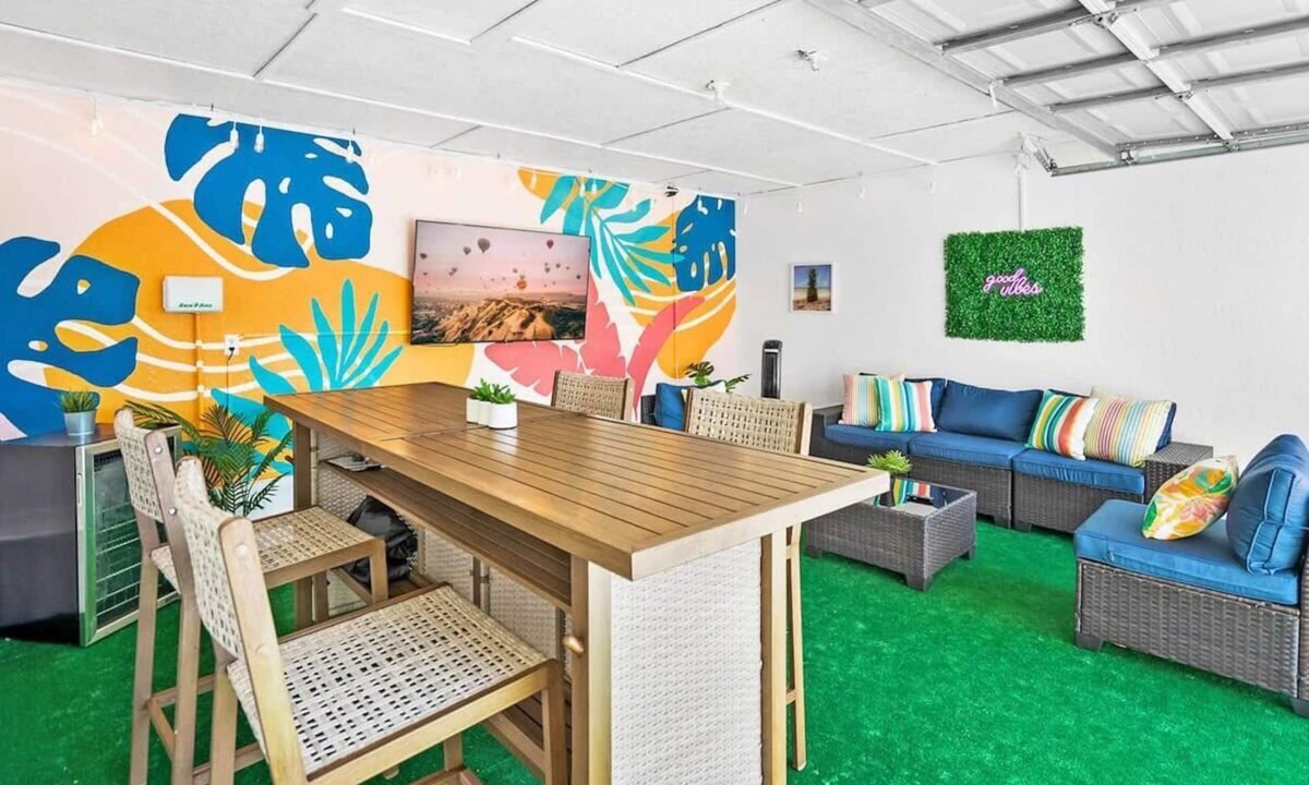 Vilano Beach House | Heated Pool, Tiki Lounge, Steps to Beach, Games