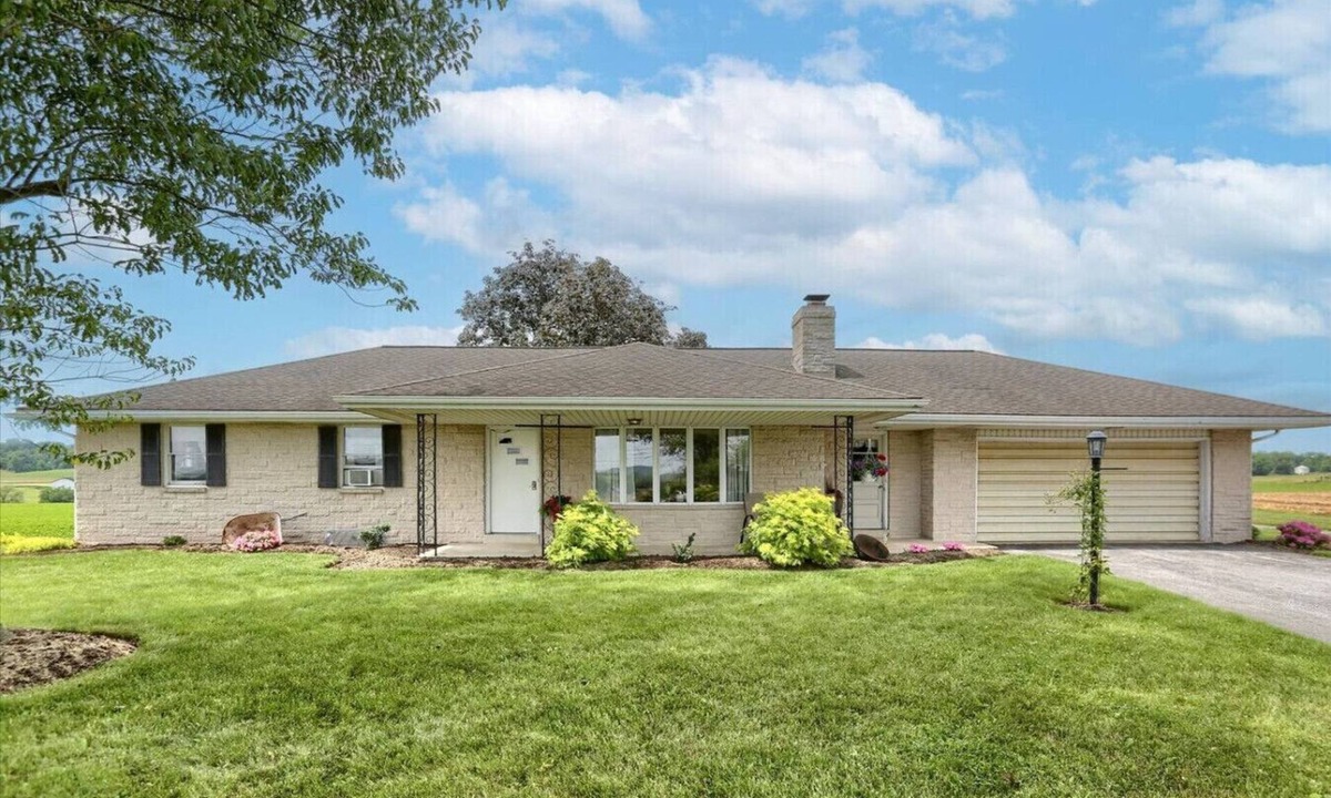 Hershey House | Hershey Cottage: Fire Pit, Game Room on Amish Farm