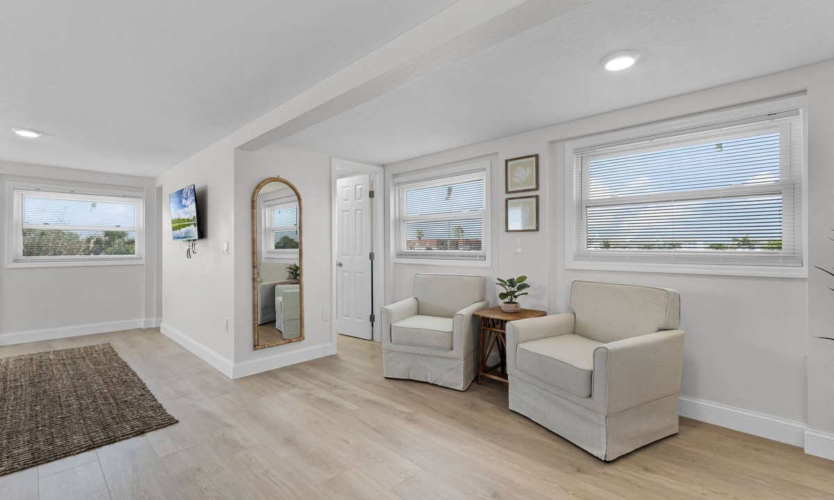 Parsuns To Cocoa Beach Apartment | High Tide Coastal Hideaway