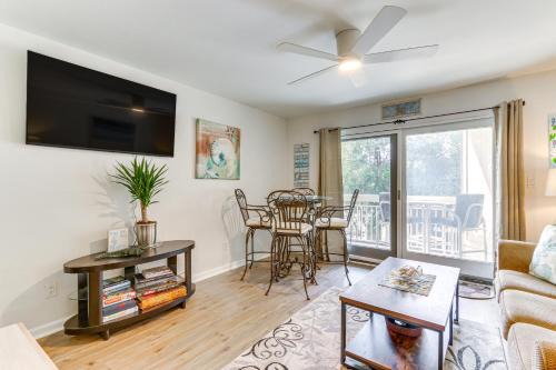 North Forest Beach House | Hilton Head Island Condo w/Coligny Beach Access!