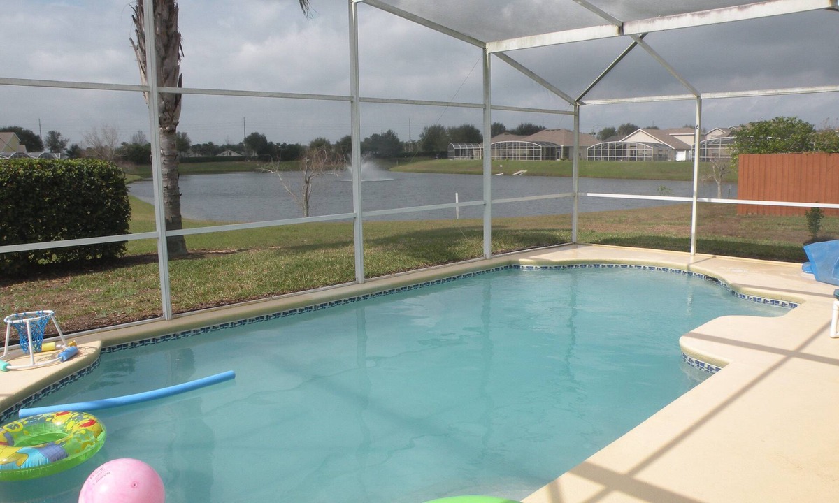 Davenport Villa | Lake View Dream Villa 5 Themed Bedrooms Private Sunny Pool,