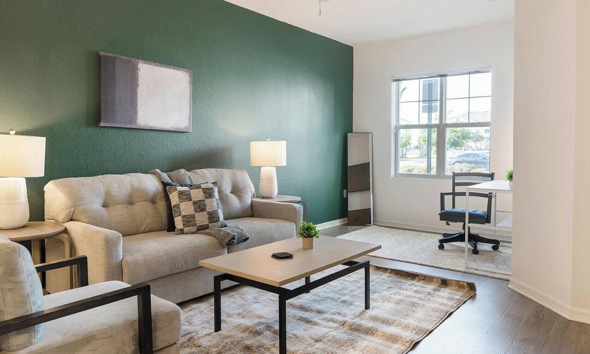 Apopka Apartment | Landing | Chic 1BD, Gym, Clubhouse