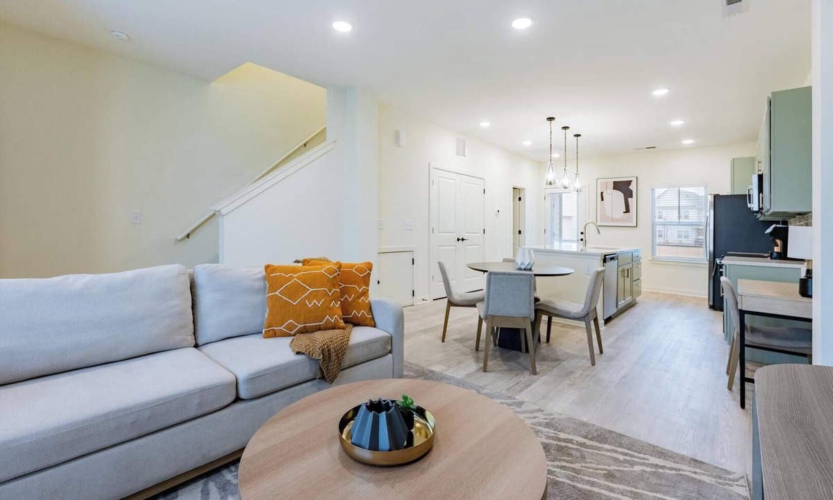 Wilmington Apartment | Landing | Chic 2BD, Yoga Studio, Clubhouse