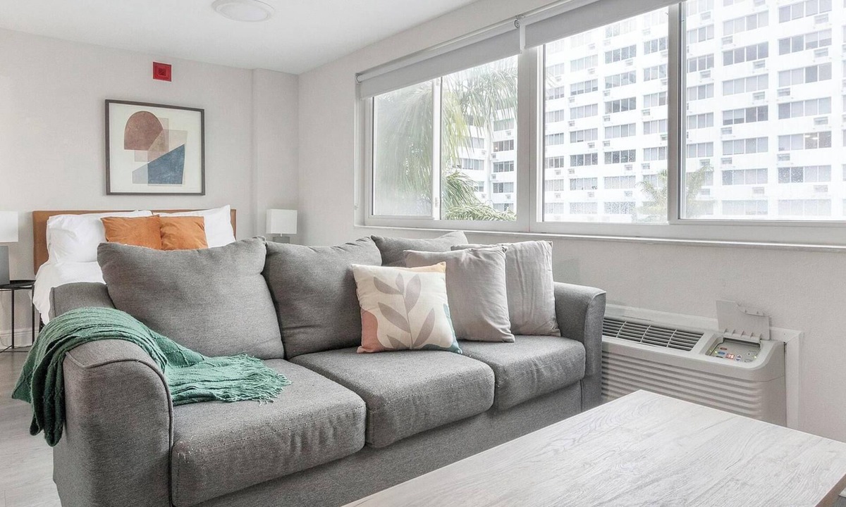 St. Petersburg Apartment | Landing | Incredible Studio, Pool, Yoga Studio