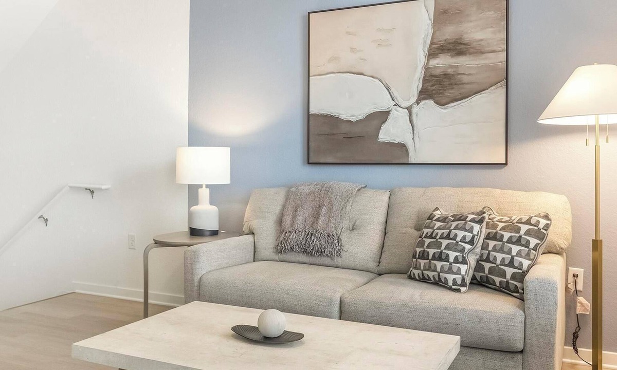 Lakeland Apartment | Landing | Incredible 2BD, Clubhouse, Gym