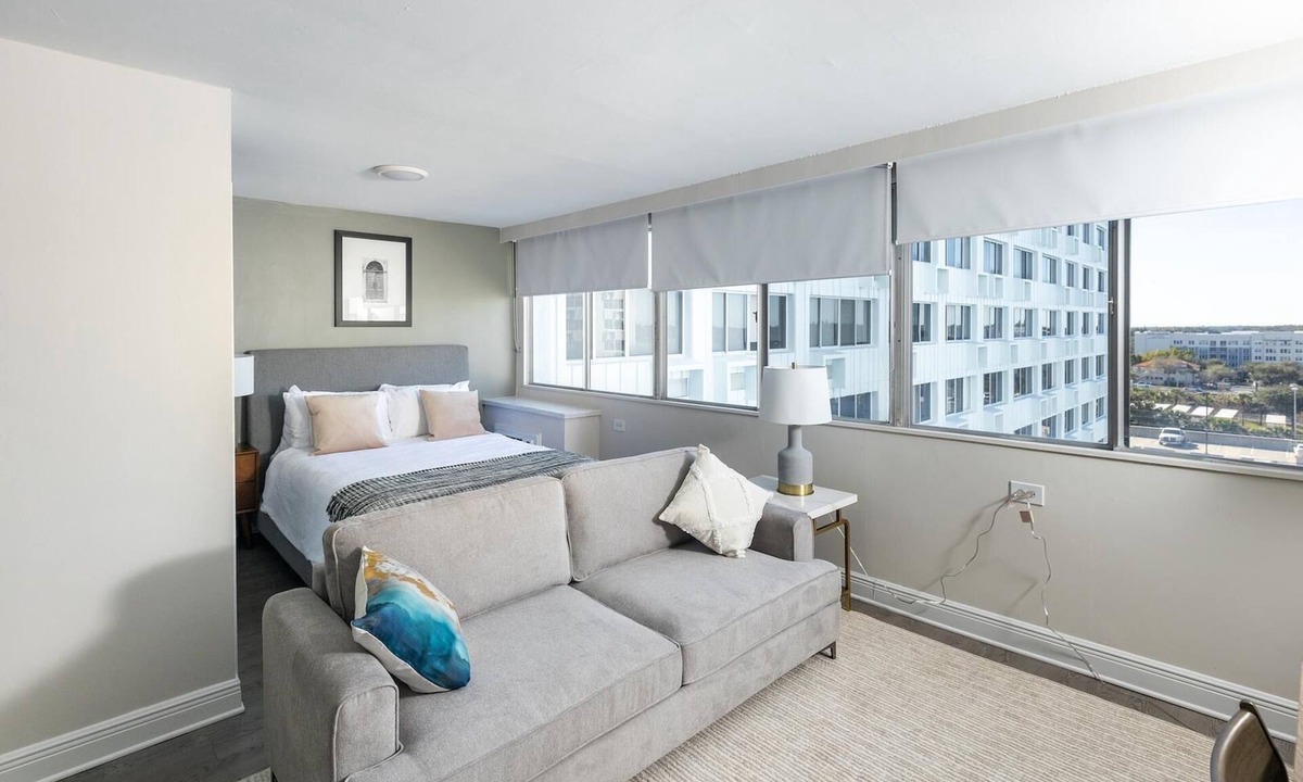 St. Petersburg Apartment | Landing | Modern Studio, Courtyard, Clubhouse