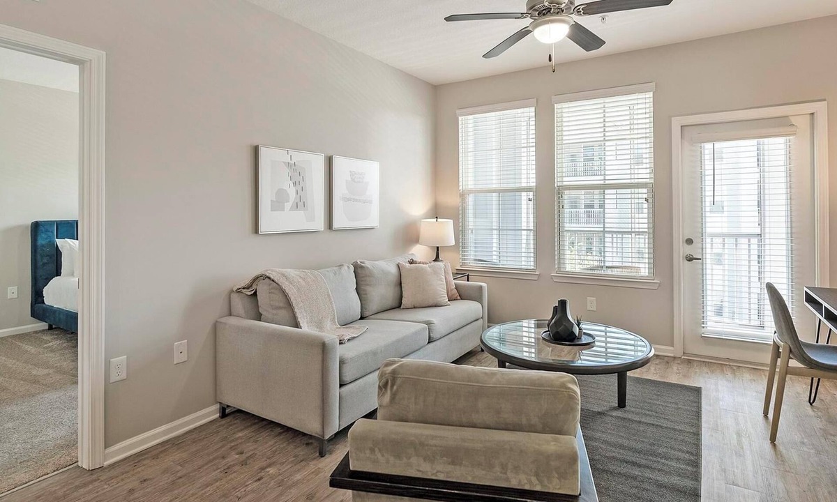 Land O' Lakes Apartment | Landing | Spectacular 2BD, Pool, Clubhouse