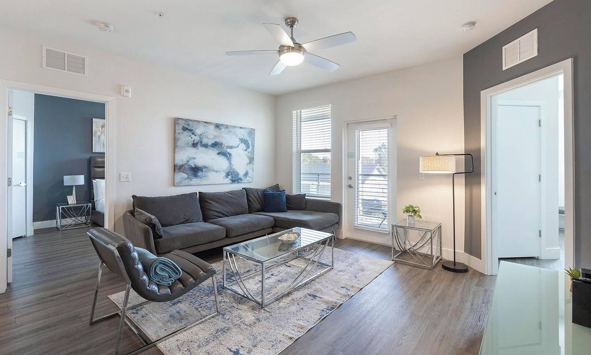 Port Tampa City Apartment | Landing | Stylish 2BD, Clubhouse, Gym