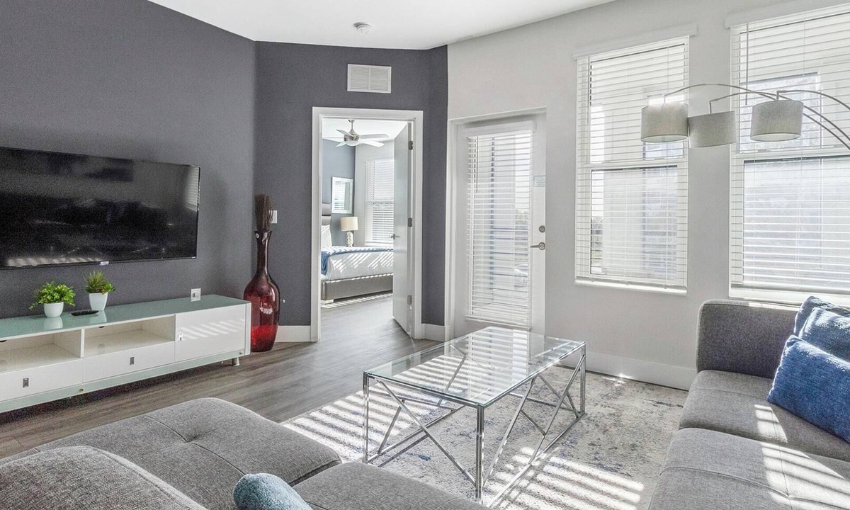 Port Tampa City Apartment | Landing | Stylish 3BD, Clubhouse, Pool