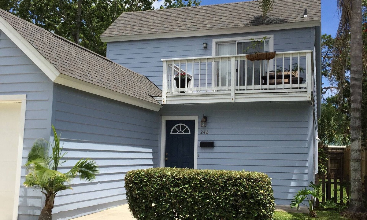 St. Augustine House | Location Anastasia Island home, Bring your bikes!