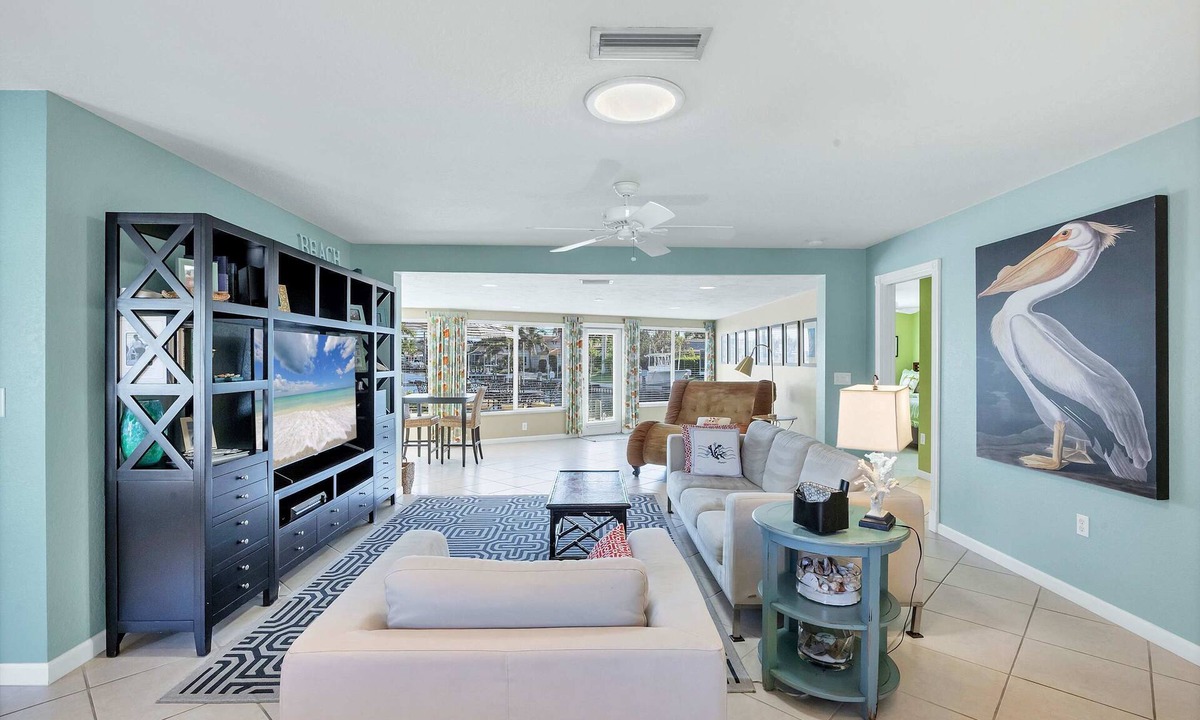 Longboat Key Apartment | Longboat Key Luxury Vacation Rental: Waterfront 3BR/3BA Home with Private Heated Pool & Direct Sarasota Bay Views