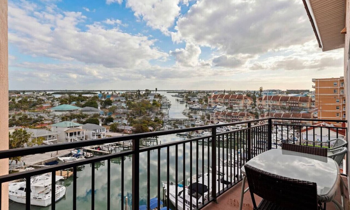 Madeira Beach Condo | Lovely Water View Condo | Top Floor | Steps to Beach