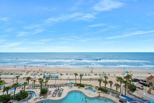 Brush - Stewarts House | Luxury 8th Floor 1 BR Condo Direct Oceanfront Wyndham Ocean Walk Resort Daytona Beach | 808
