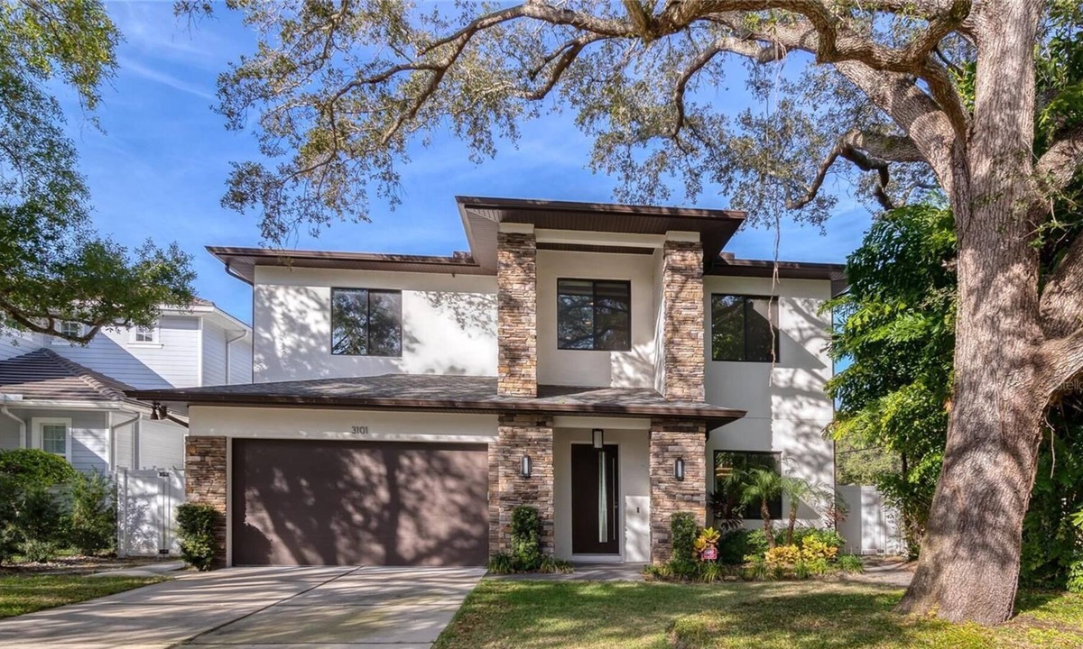 Parkland Estates House | Luxury Modern 5-bedroom Home with Pool