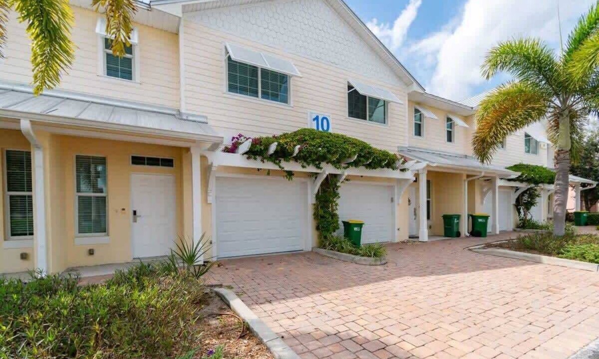 Merritt Island Condo | Merritt Island Townhouse: Family Fun Near the River!