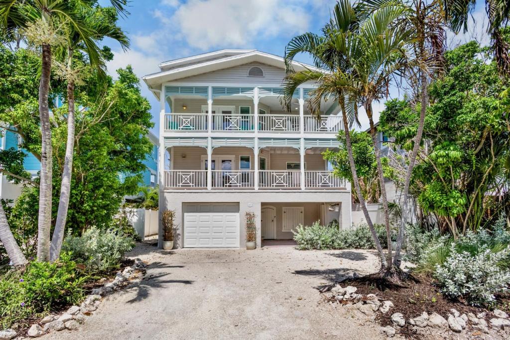 Bradenton Beach House | Midnight Gulf Resort