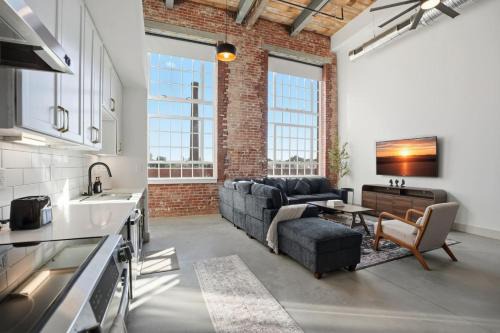 Judson Apartment | Modern Comfort 2BR Stay in GVL