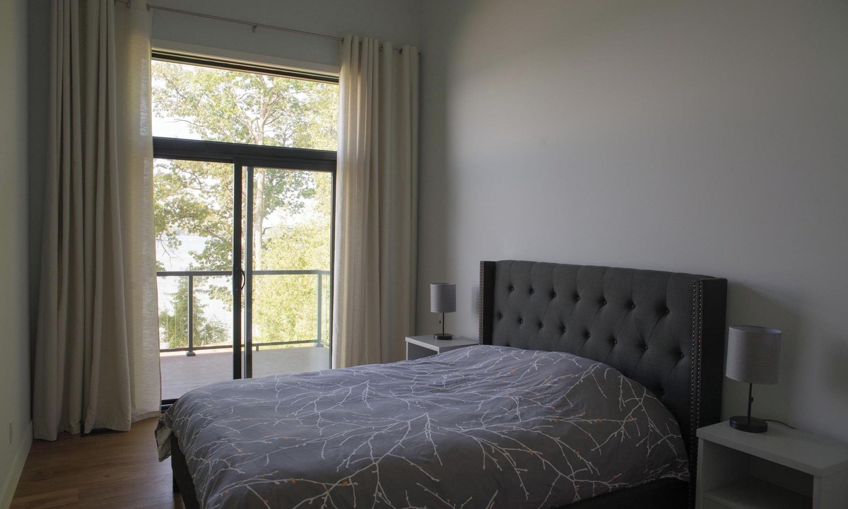 Rama Cottage | Modern Waterfront Cottage Retreat: Everything You Need, Right on the Water