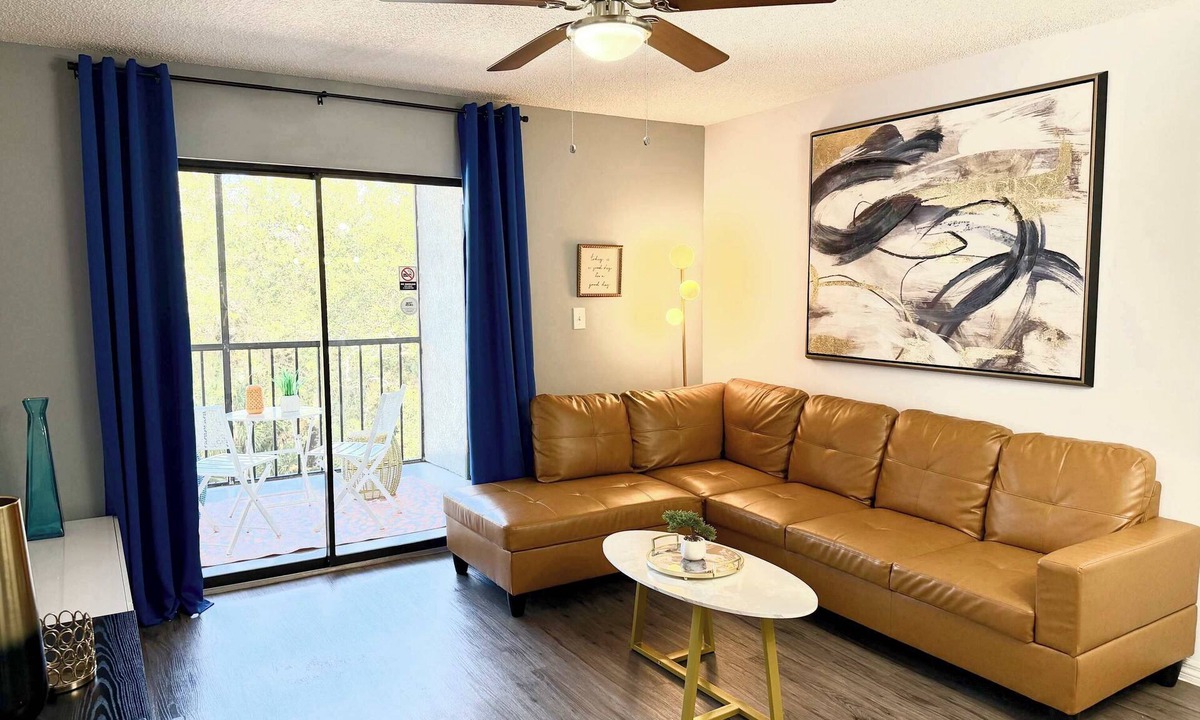Titusville Apartment | NASA area, pool, gym, BBQ, *no pet fee* LCO @ 6 pm