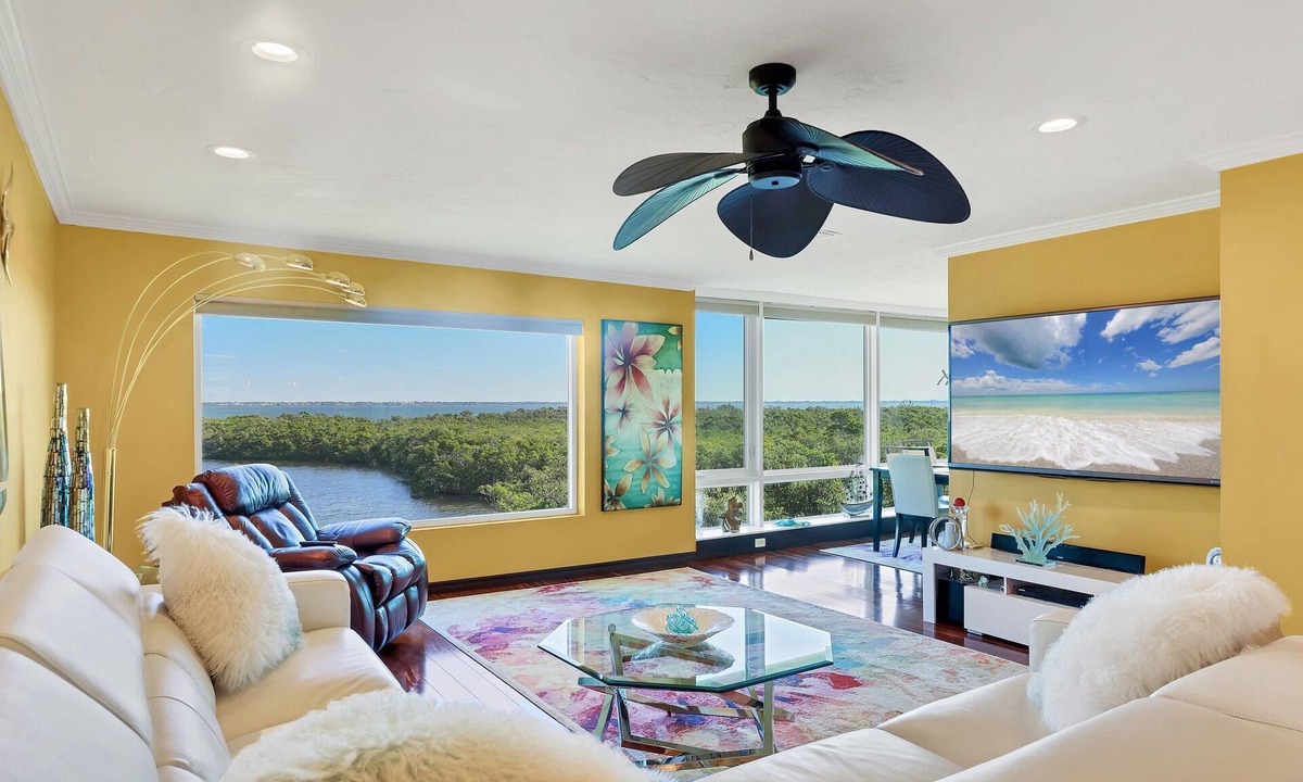 Longboat Key Condo | NEW Penthouse on the Bay - 2BR Condo Steps to Heated Pools, Tennis & Beach