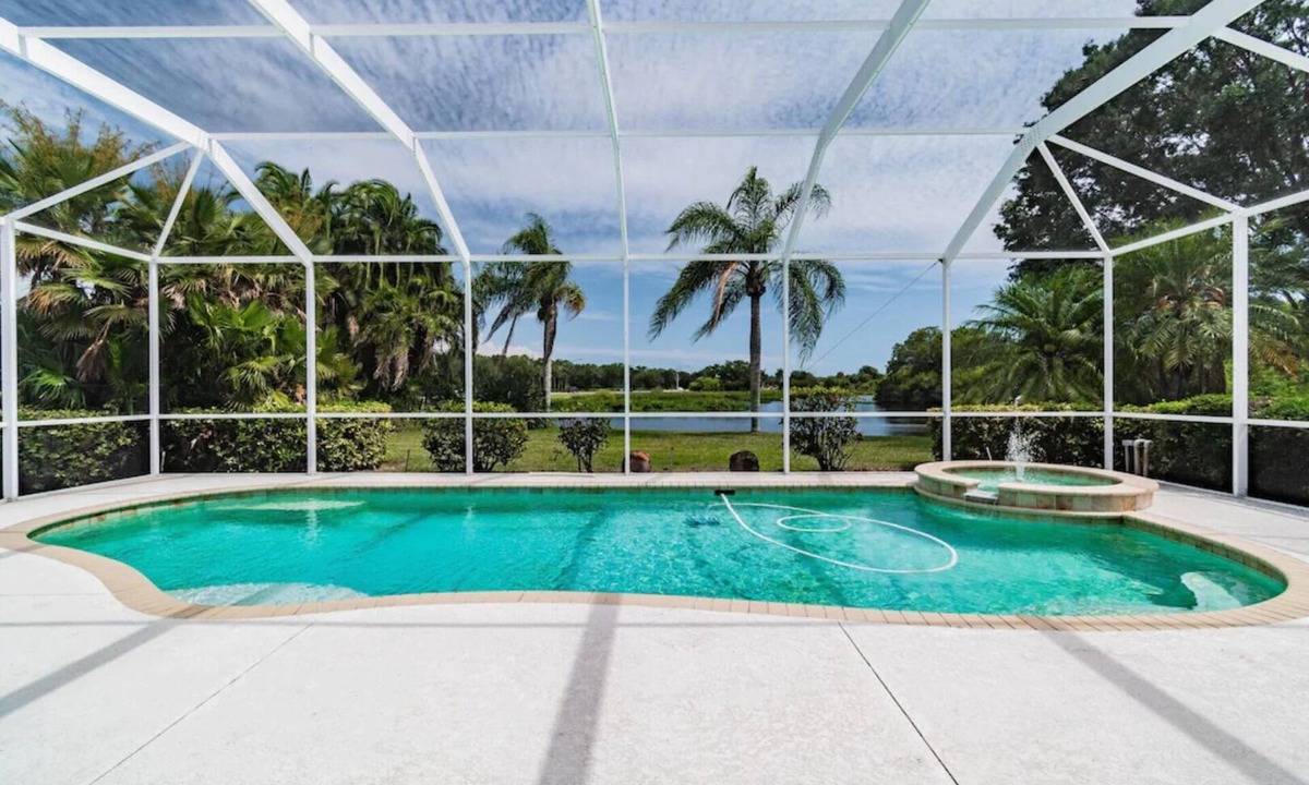 Palmer Ranch House | New Siesta Key Beach Villa