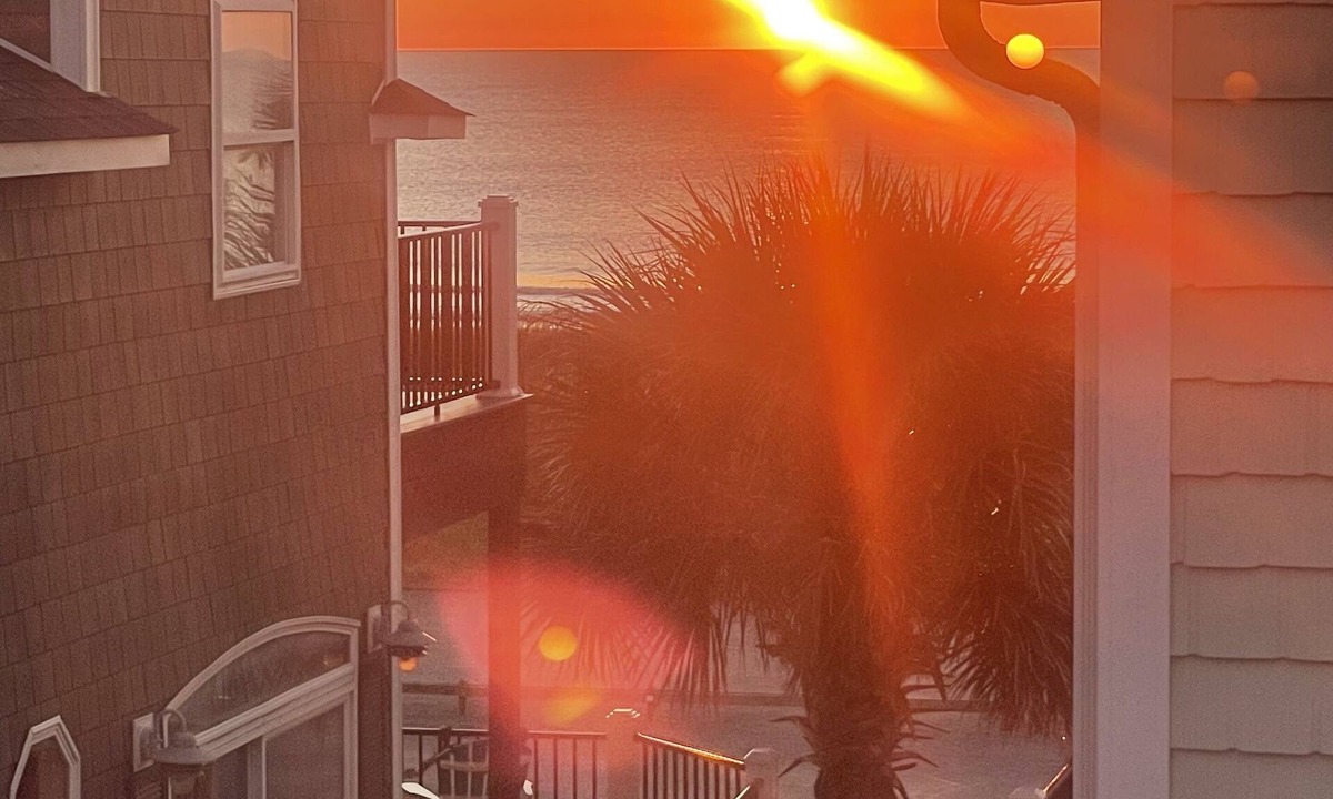 Surfside Beach House | OCEAN LAKES OCEANFRONT SECTION with OCEAN VIEWS 4BR-3BA AHHH-TUNA MATATA - B19