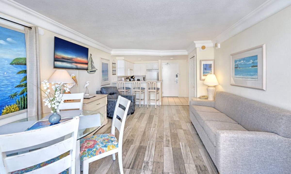 Ortona Park Condo | Ocean View 1BR Balcony x2 | 7th Floor | Sleeps 6