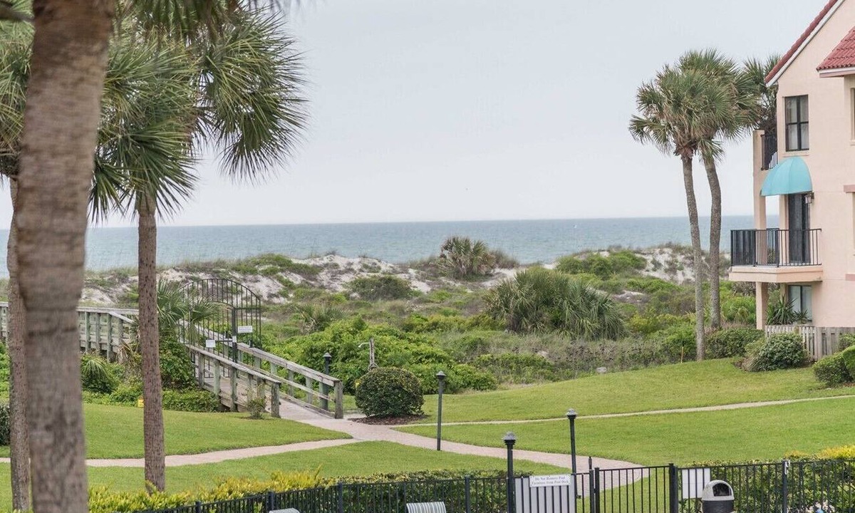 Butler Beach Condo | Ocean view townhouse with pools, tennis and so much more! SP 12230