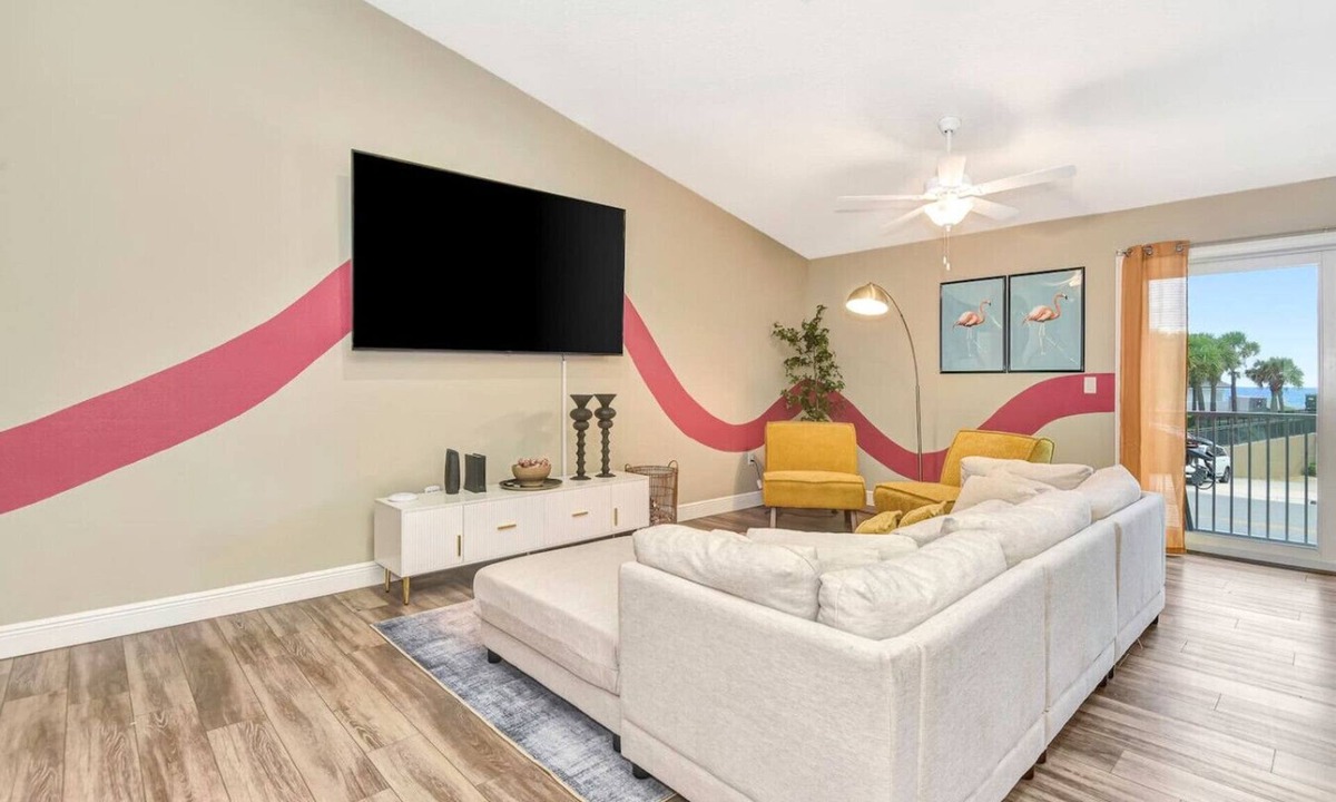 Mcelroys Belleview Villa | OCEAN VIEW | Retro Arcade | Game Room, Parking, AC