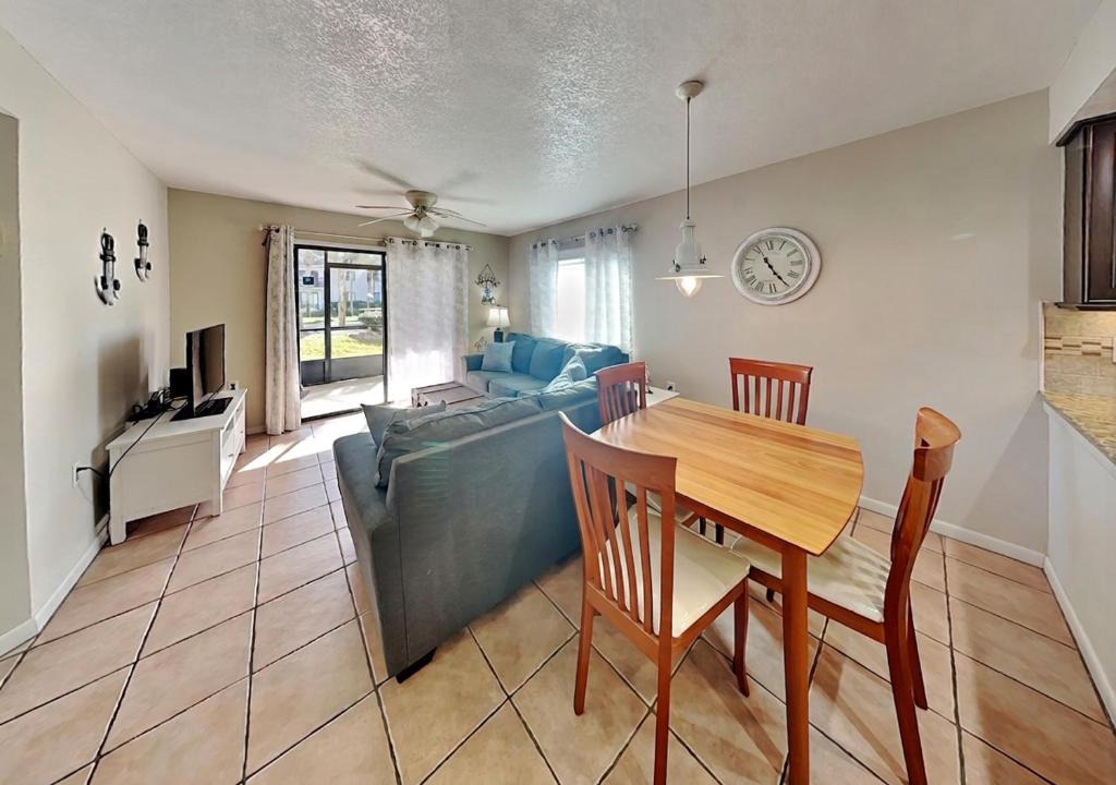 Butler Beach Apartment | Ocean Village Club N14