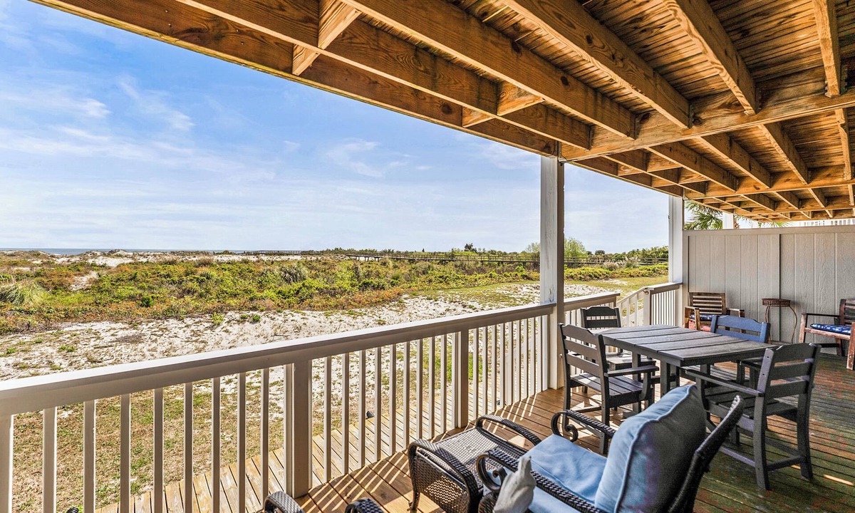 Oceanmarsh Subdivision Apartment | Oceanfront St Helena Island Condo w/Beach Access!
