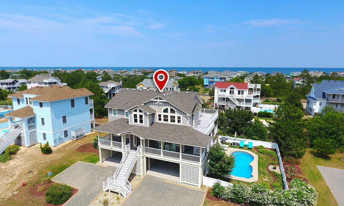 Corolla Light House | Oceanside, Priv Pool, ELEV, Hot Tub, Keyless entry, BH3, Knot 4 Sail