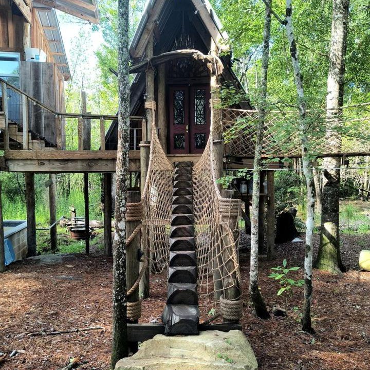 Waynesville House | Off-Grid A-Frame Treehouse Cabin Near Satilla River, Georgia