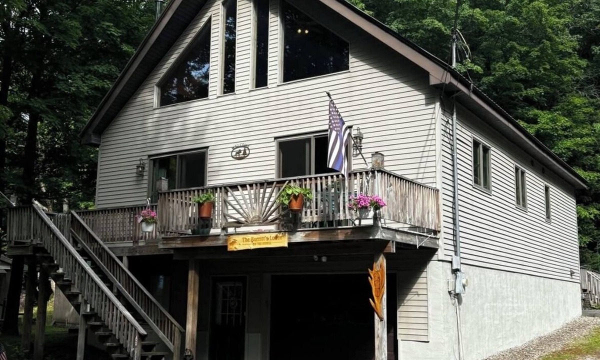 Town of Webb Ski Chalet | Old Forge Chalet Getaway
