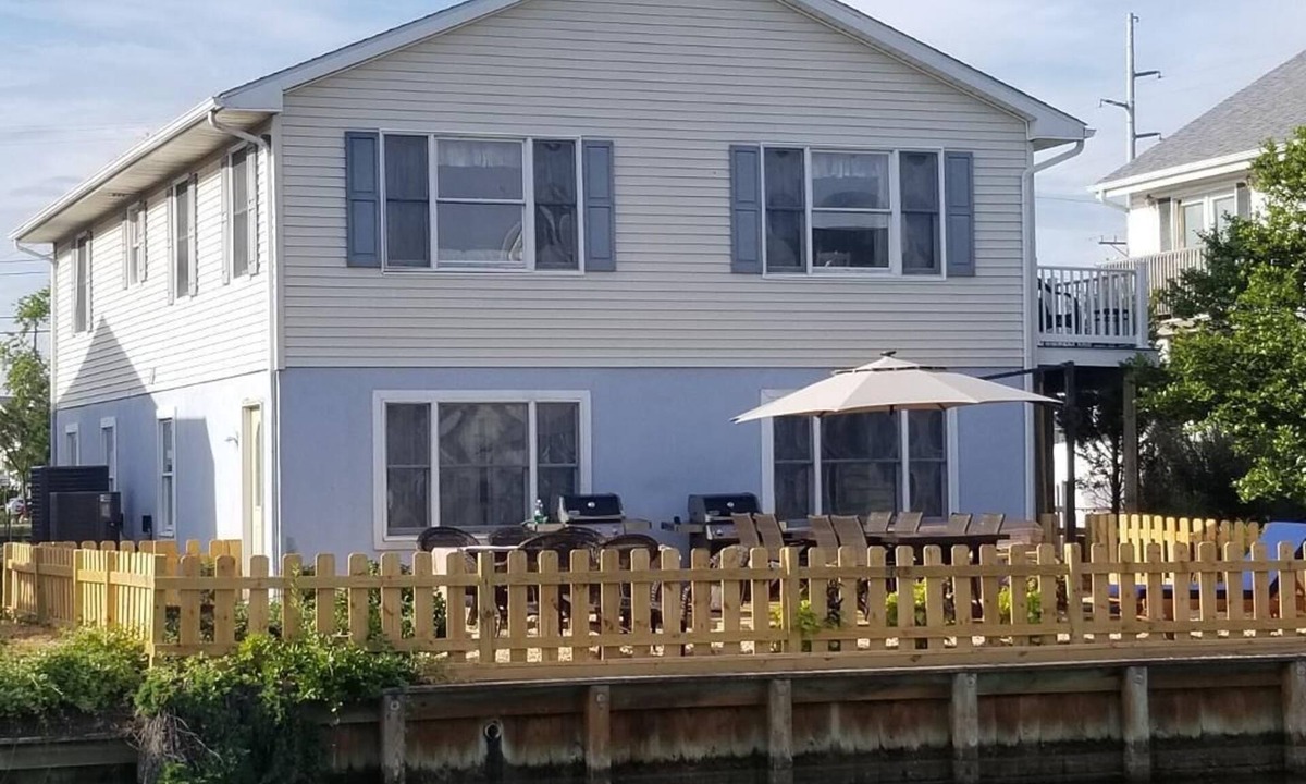 South Bethany Harbor House | One Block to Beach, No steps to enter, Waterfront Decks