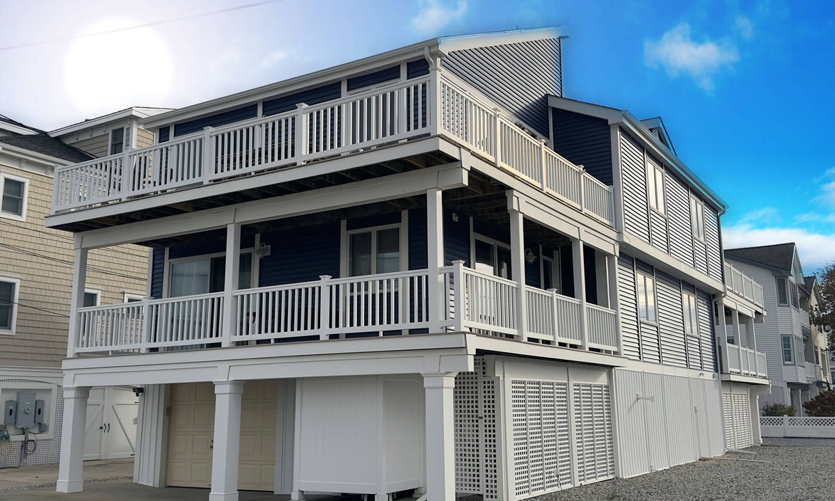 Sea Isle City House | ONLY one off of the beach and features amazing ocean views!