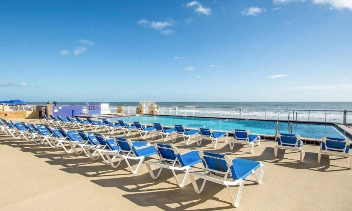 Ormond Shores Apartment | Ormond Beach | Romantic Beach Retreat | Pool + Beach