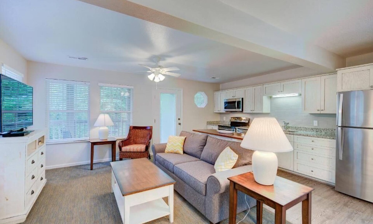 Sea Scape Condo | Outer Banks NC | Family Beach Adventure | Pool & Waterpark | 2BR