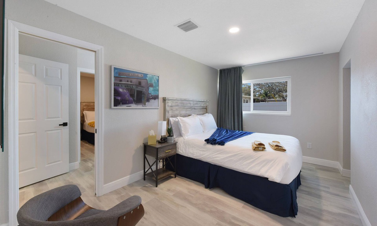 Clearwater Hotel | Palm Cove Motel