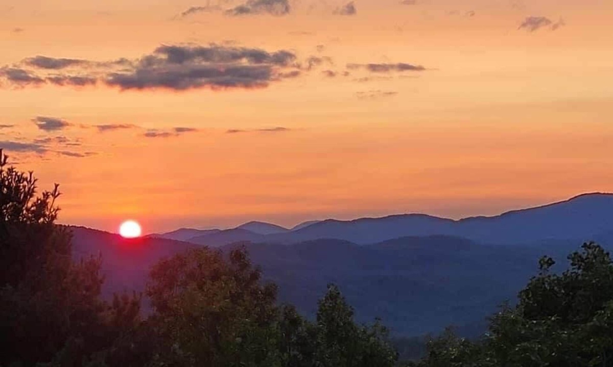 Purlear Cabin | Panoramic views Endless relaxation! Blue Ridge Pky