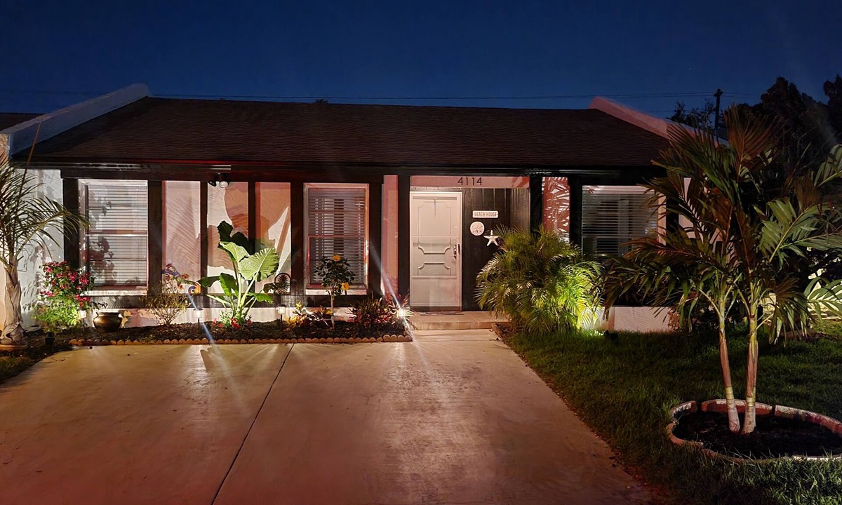 Bradenton Villa | Paradise Villa- near beautiful beaches and IMG