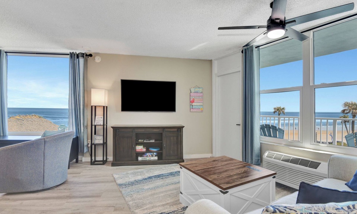 Marshall Park Condo | Penny's Beach Retreat - Beachfront Condo with awesome views from every room!
