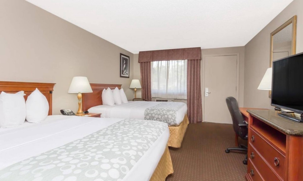 St. Augustine Hotel | Perfect spot to walk to the Historic District! 4 Spaces with Free Parking
